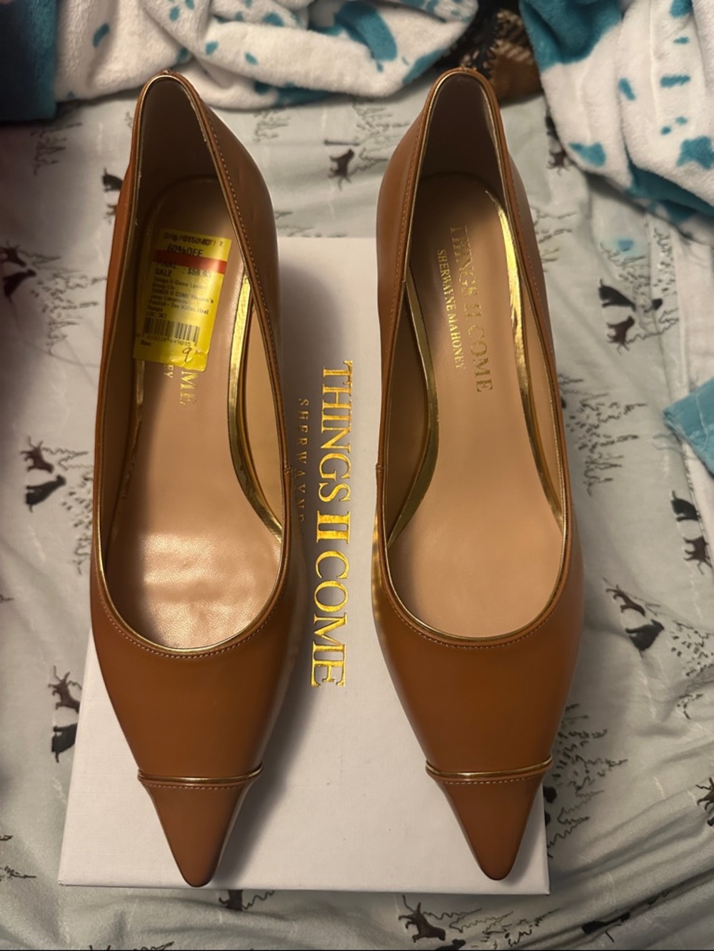 Classic Pointed Toe Pumps in Tan Leather -